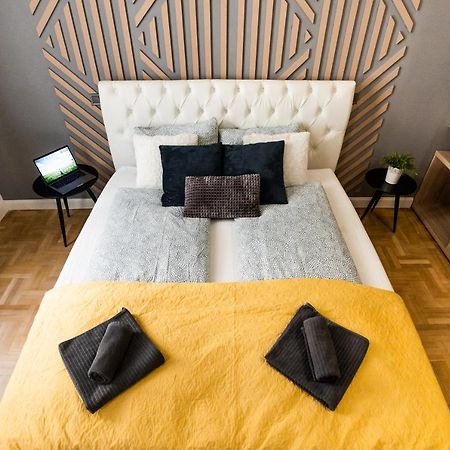 Deluxe Quentin Home Next To The Fashion Street 부다페스트 외부 사진