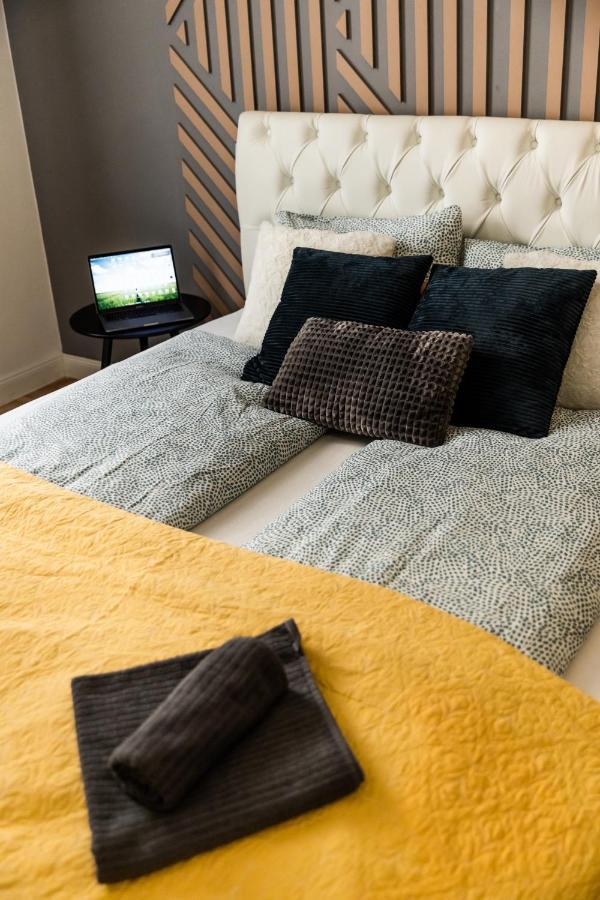 Deluxe Quentin Home Next To The Fashion Street 부다페스트 외부 사진